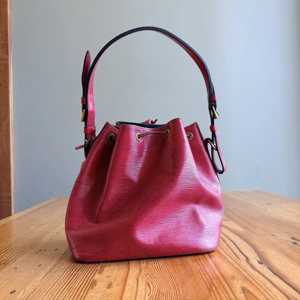 Louis Vuitton Red Epi Leather Petit Noe Structured Bucket Shoulder Bag - 1022SW